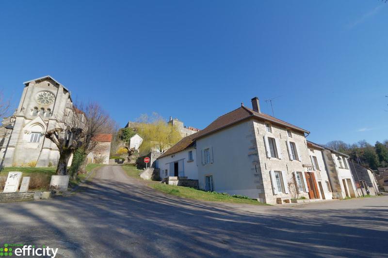 Maison - 128 m² - 7 pièces