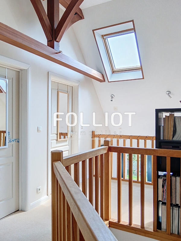 Maison - 189 m² - 6 pièces