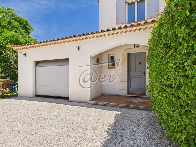 Villa - 150 m² - 6 pièces