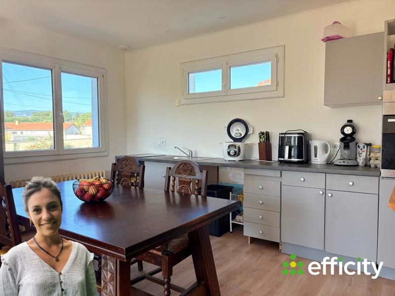 Maison - 92 m² - 4 pièces