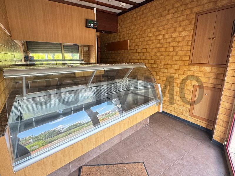 Villa - 198 m² - 10 pièces