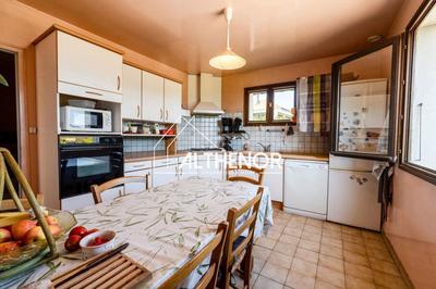 Propriété - 123 m² - 5 pièces