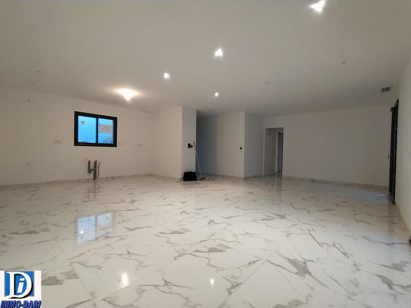 Maison - 98 m² - 4 pièces