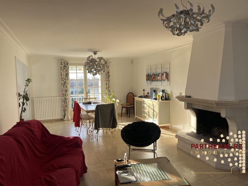 Maison - 151 m² - 7 pièces