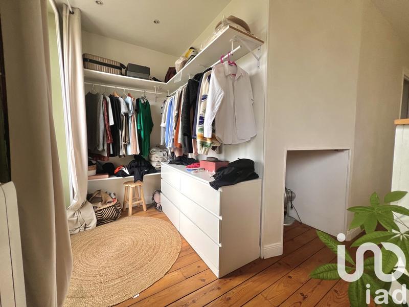 Maison - 201 m² - 6 pièces