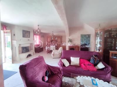 Maison ancienne - 175 m² - 8 pièces