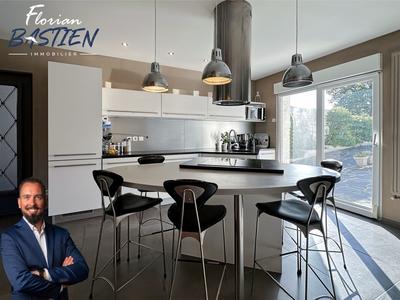 Maison de village - 166 m² - 7 pièces