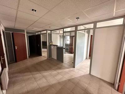 Bureau - 100 m² - 4 pièces