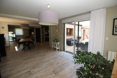 Maison - 163 m² - 6 pièces