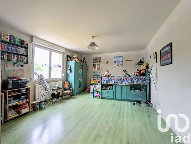 Maison - 302 m² - 9 pièces