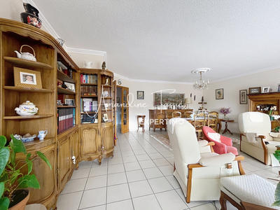 Appartement - 135 m² - 5 pièces