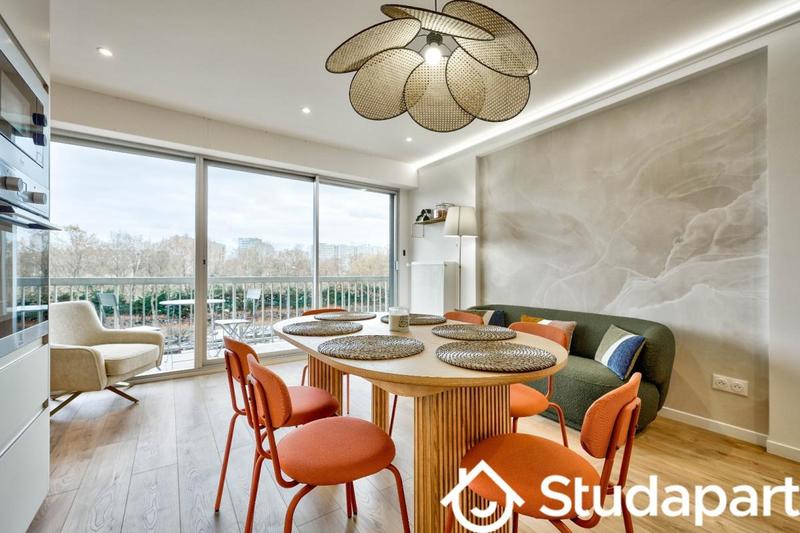 Chambre - 10 m² - 1 pièce