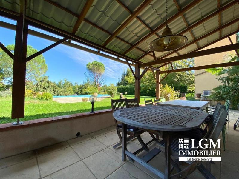 Maison - 206 m² - 7 pièces