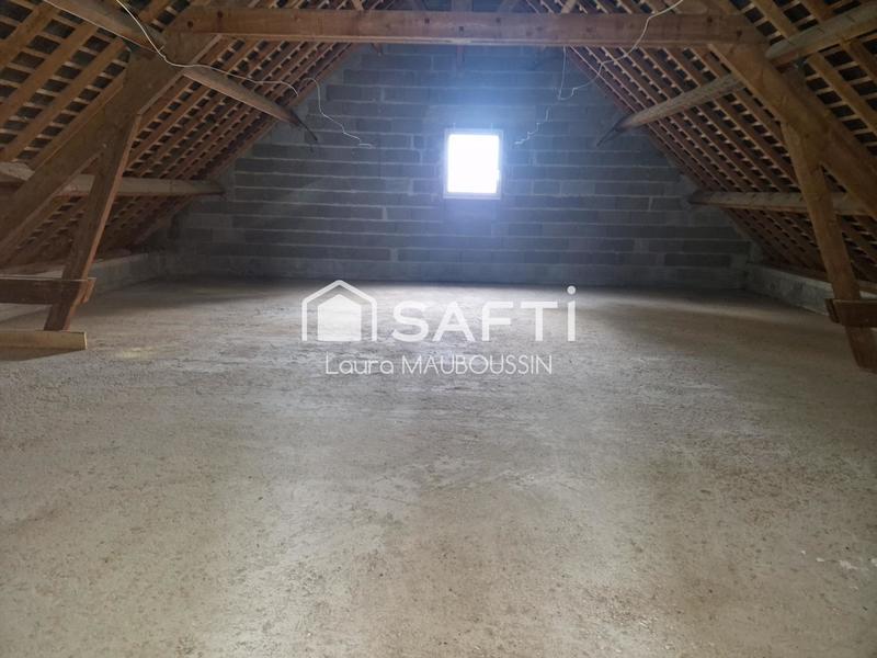 Maison - 96 m² - 5 pièces