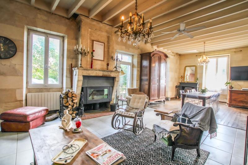 Maison - 500 m² - 18 pièces