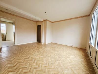 Appartement - 70 m² - 4 pièces