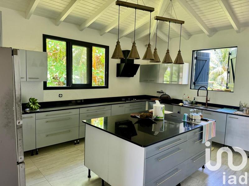 Maison - 200 m² - 4 pièces