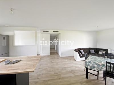 Maison - 97 m² - 4 pièces