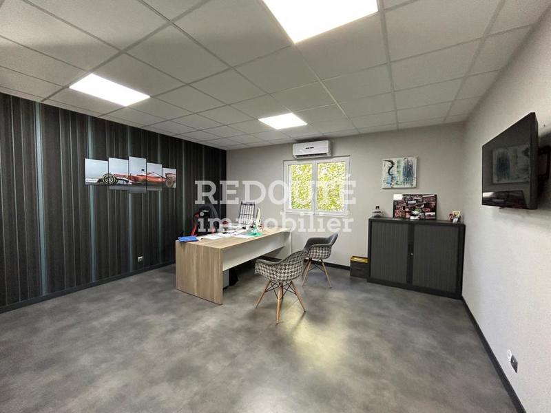 Local d'activité / Entrepôt - 700 m²