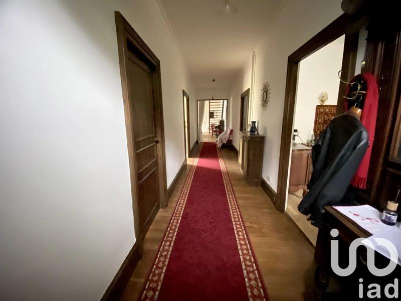 Maison - 315 m² - 13 pièces