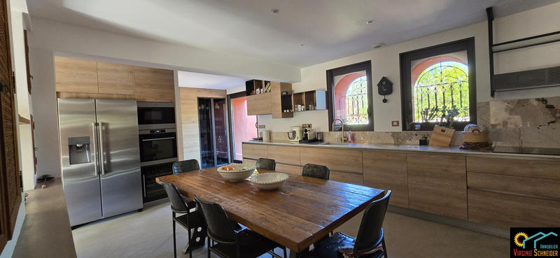 Maison - 170 m² - 6 pièces