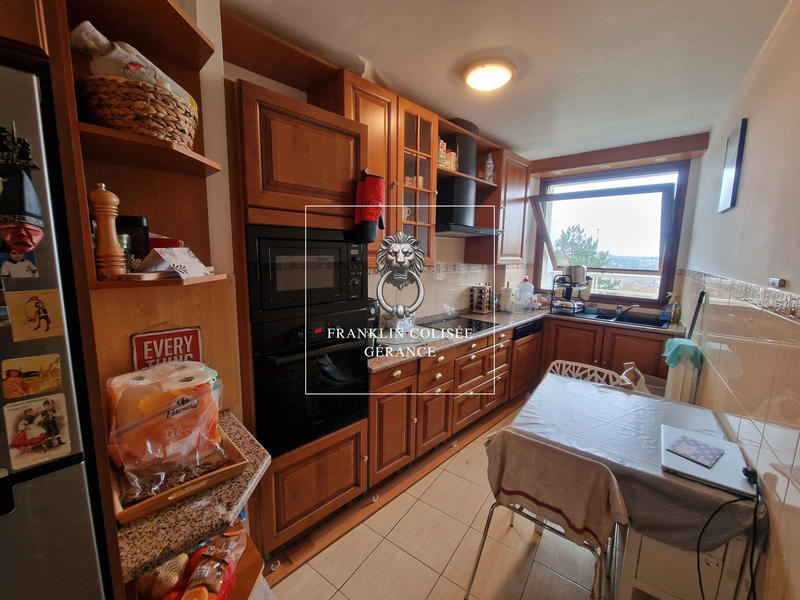 Appartement - 76 m² - 3 pièces