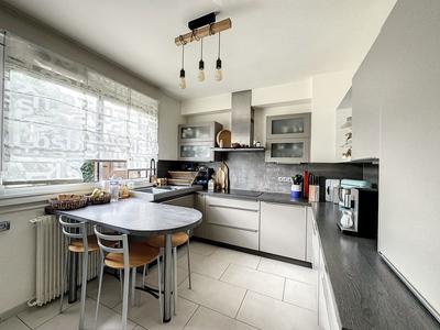 Maison - 190 m² - 7 pièces