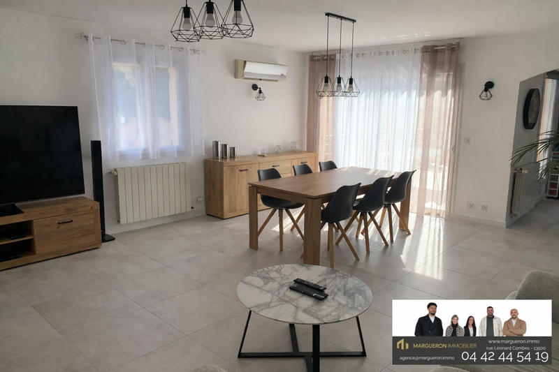 Villa - 100 m² - 4 pièces