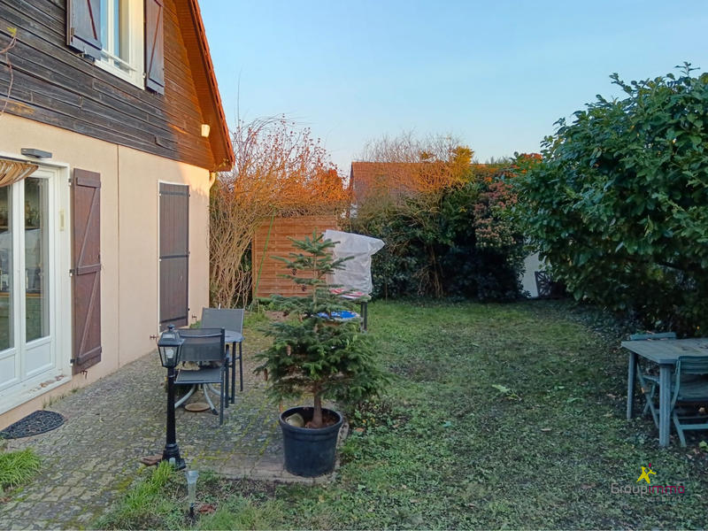 Maison - 96 m² - 5 pièces