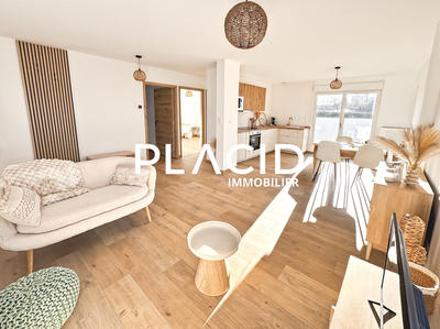 Maison - 84 m² - 4 pièces