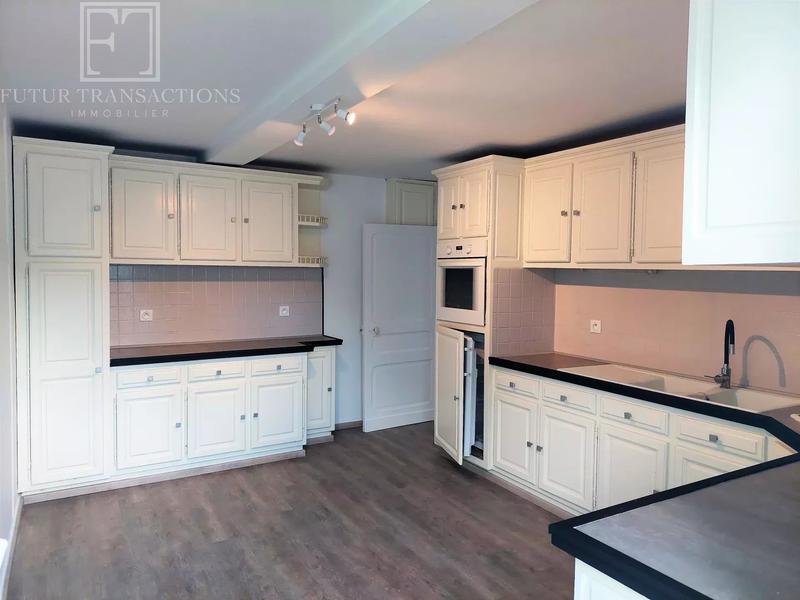 Maison - 103 m² - 7 pièces