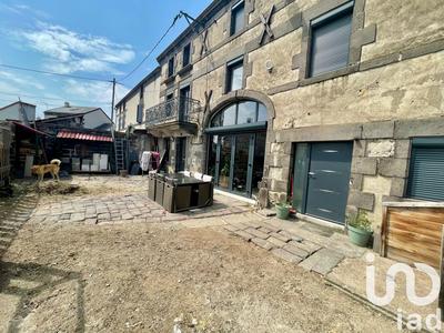 Maison - 226 m² - 5 pièces