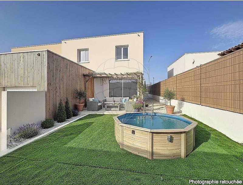 Maison - 98 m² - 4 pièces