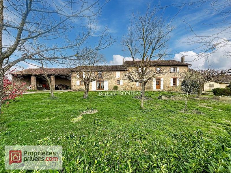 Maison - 340 m² - 10 pièces