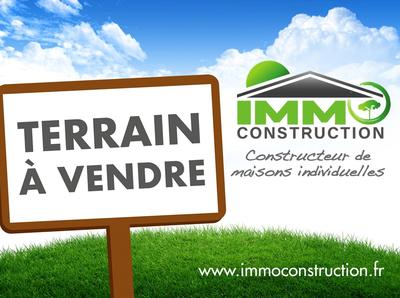 Terrain constructible - 700 m²