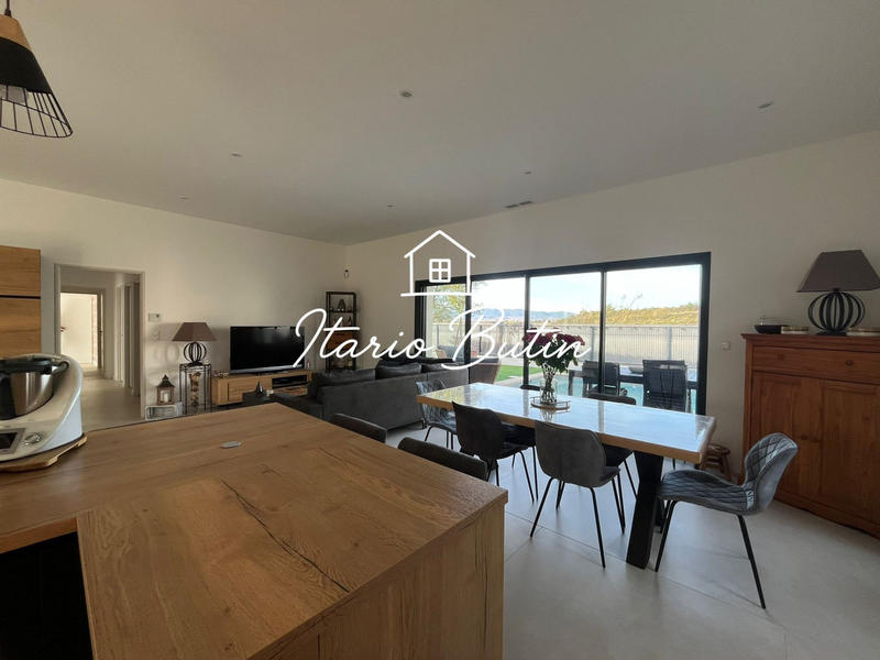 Villa - 149 m² - 5 pièces