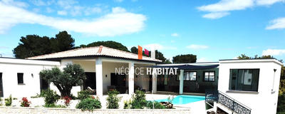 Villa - 167 m² - 10 pièces