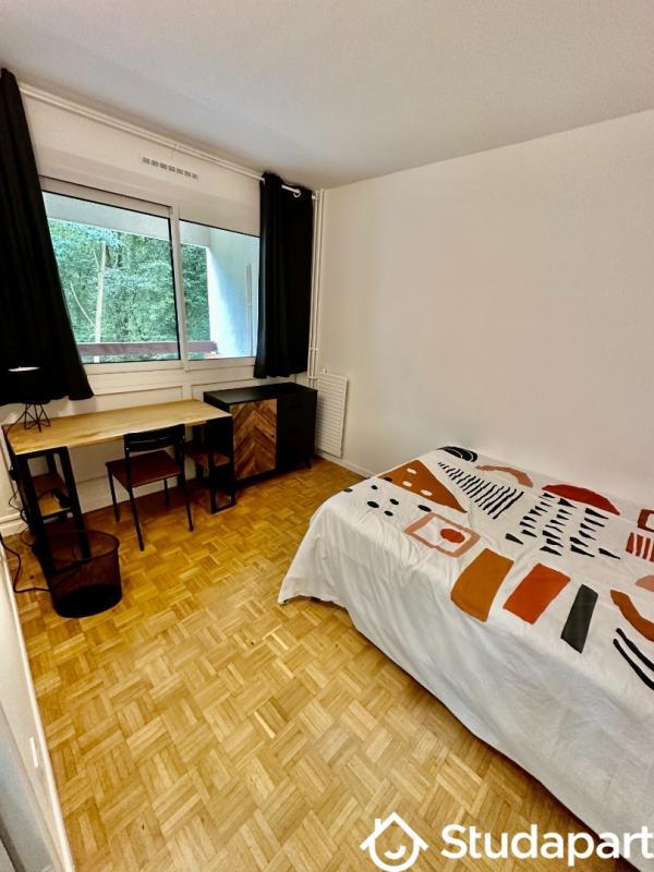 Chambre - 9 m² - 1 pièce