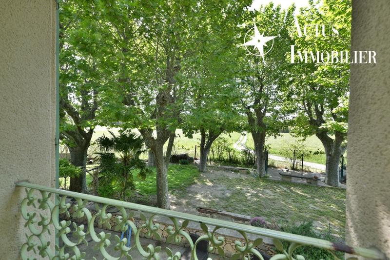 Maison - 450 m² - 12 pièces