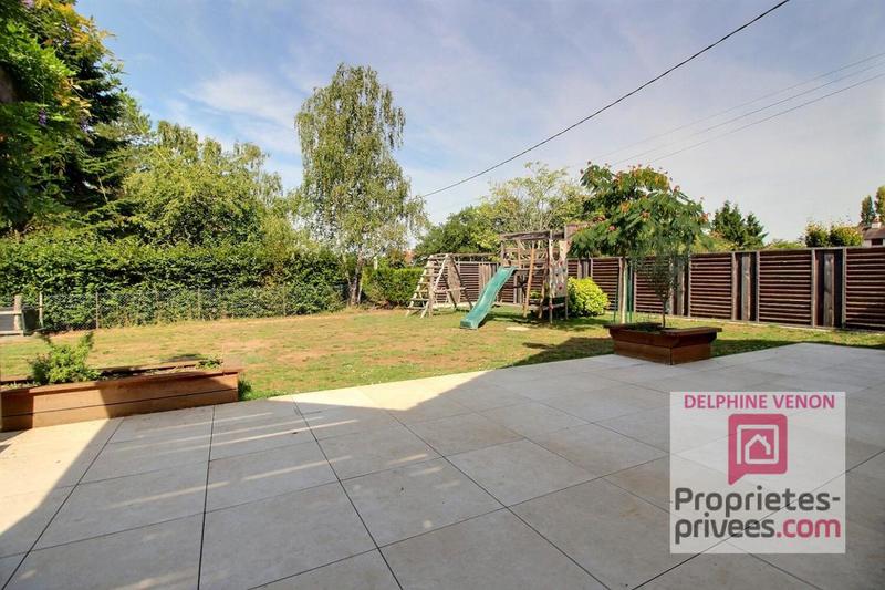 Maison - 204 m² - 6 pièces