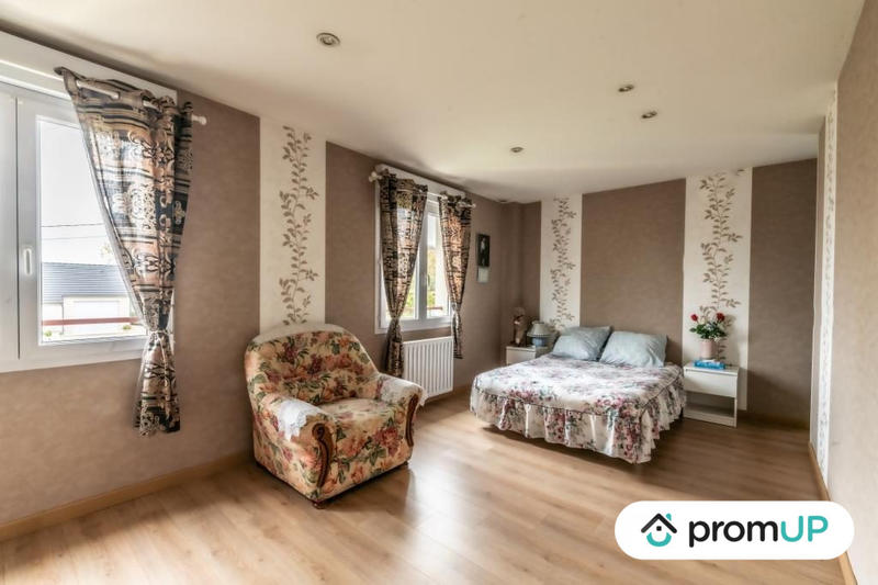 Villa - 151 m² - 6 pièces