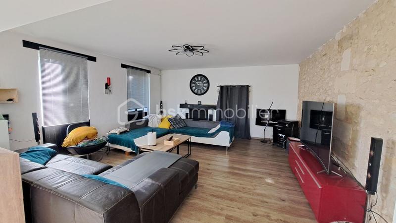 Maison en pierre - 340 m² - 8 pièces