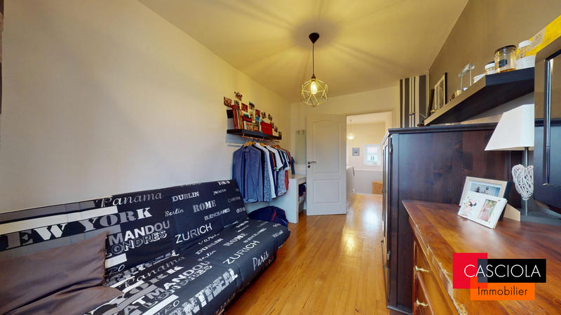 Maison - 131 m² - 6 pièces