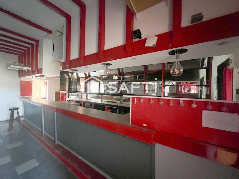 Local commercial - 225 m² - 1 pièce