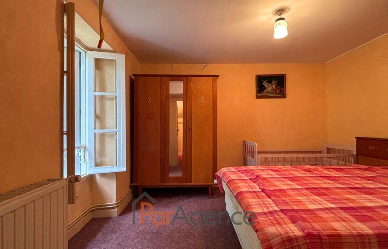 Maison - 253 m² - 14 pièces