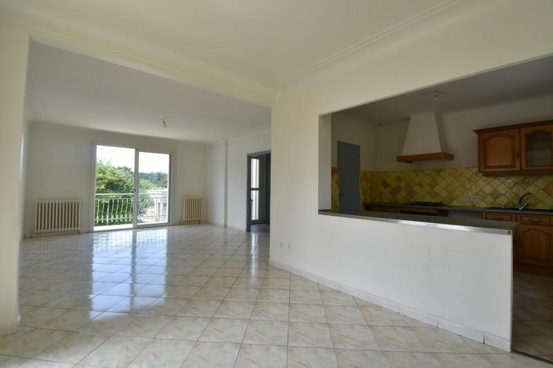 Appartement - 77 m² - 4 pièces