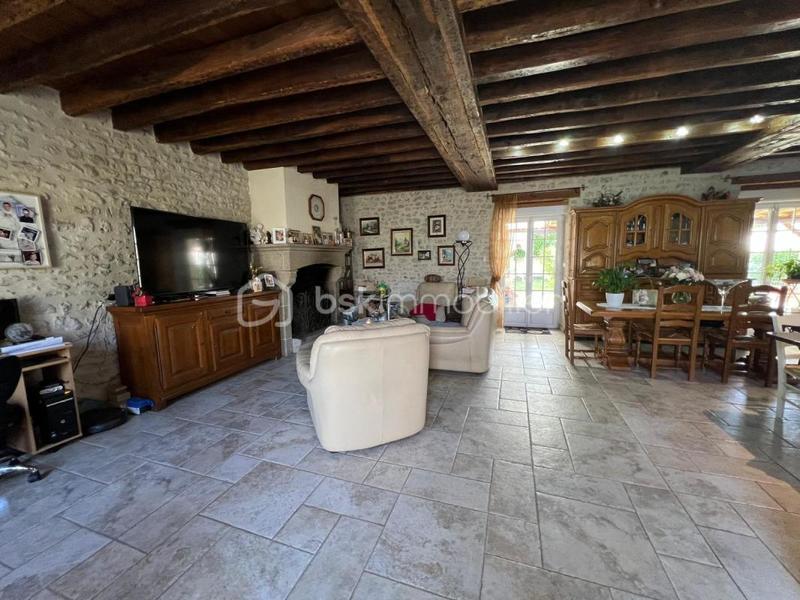 Maison en pierre - 176 m² - 7 pièces