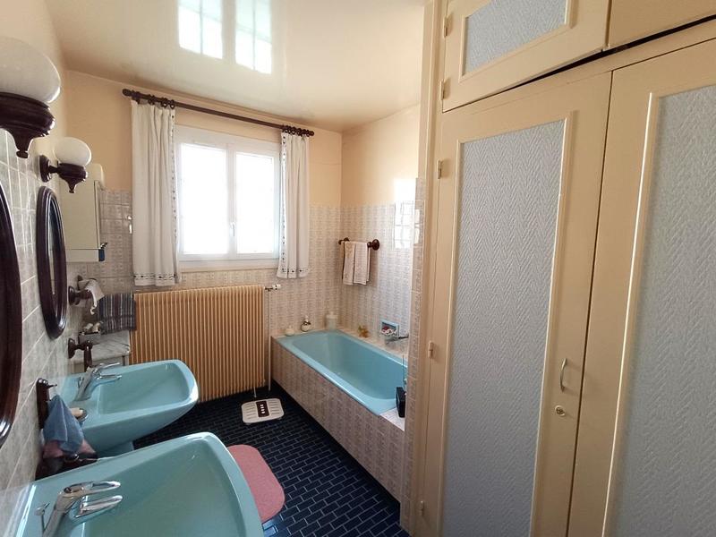 Maison - 122 m² - 5 pièces