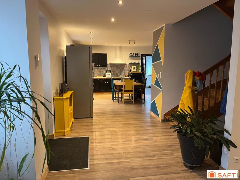 Maison de maîtres - 204 m² - 8 pièces