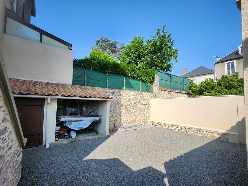 Maison - 95 m² - 5 pièces